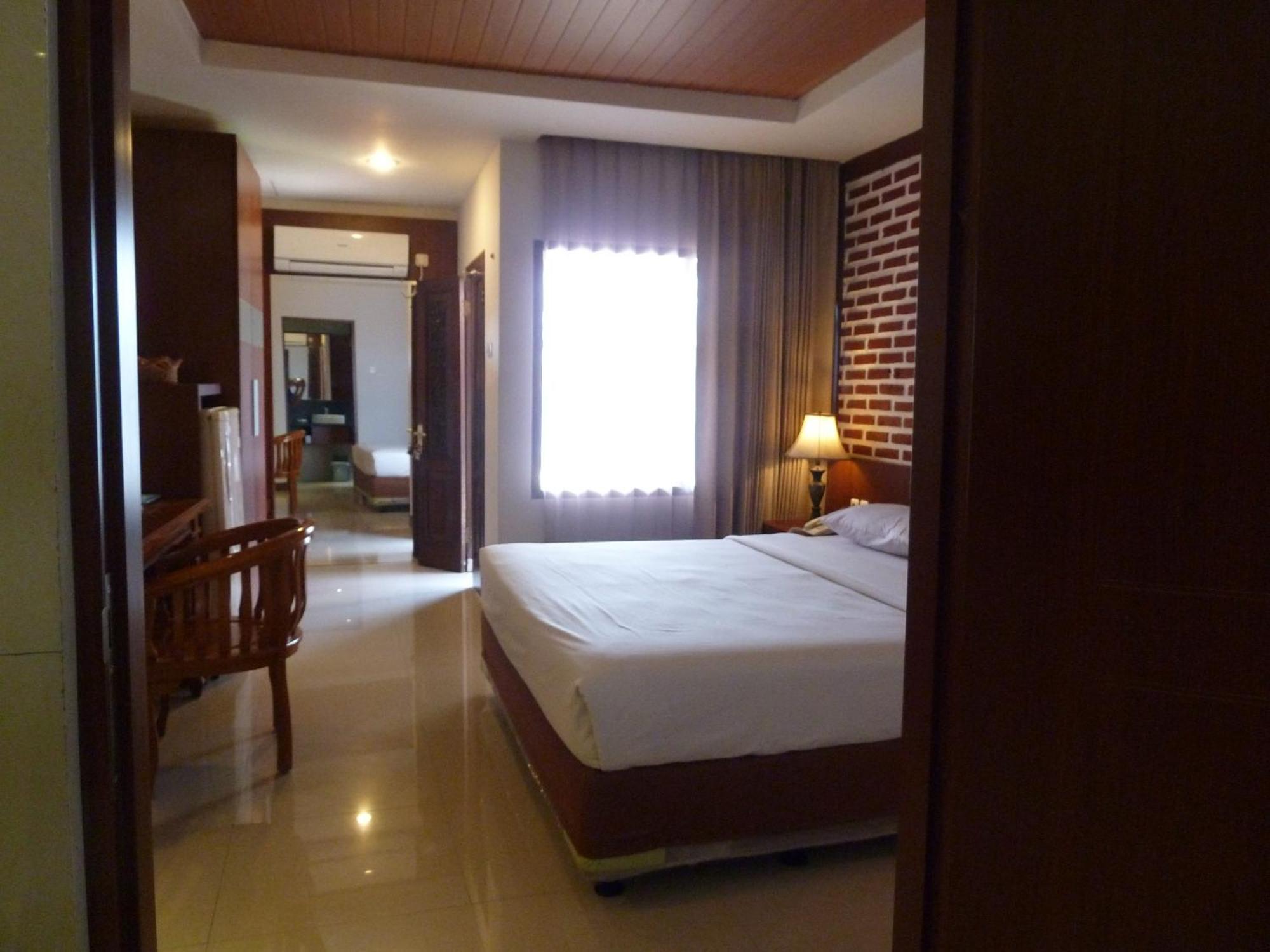 Watu Dodol Hotel & Restaurant Banyuwangi  Szoba fotó
