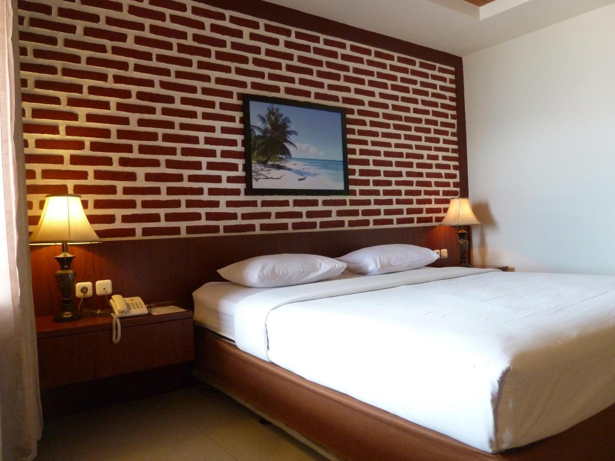 Watu Dodol Hotel & Restaurant Banyuwangi  Szoba fotó